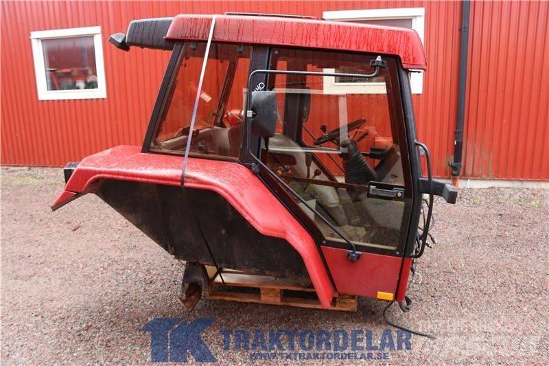 CASE 5140 Maxxum Кабіна
