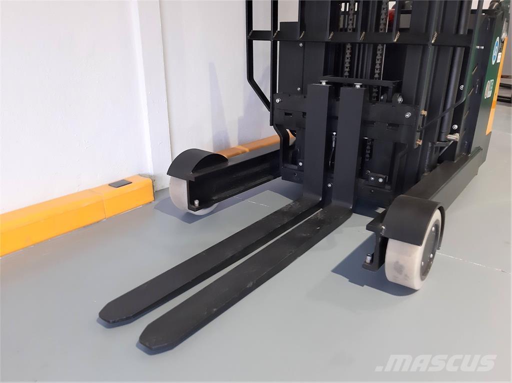  MB Forklift CQE15R Самохідні електроштабелери