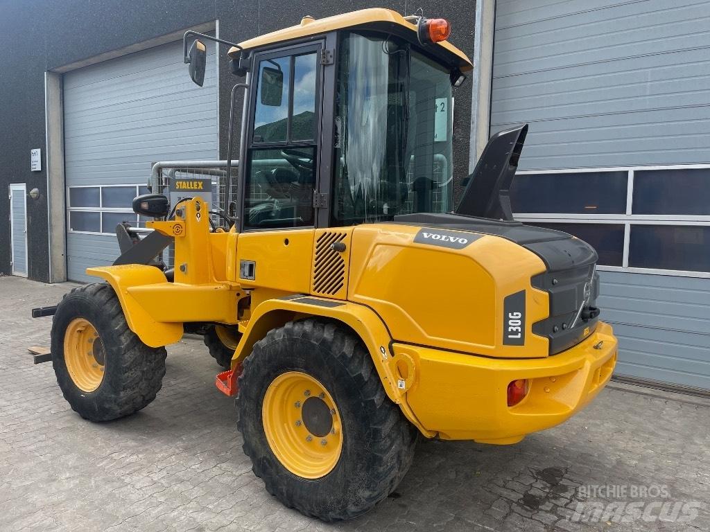 Volvo L30G Малі навантажувачі