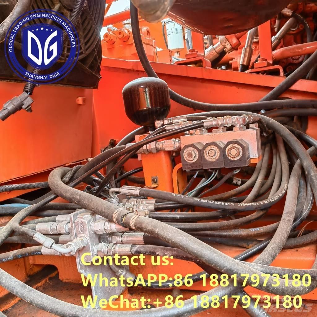Doosan DH 300 LC-7 Гусеничні екскаватори