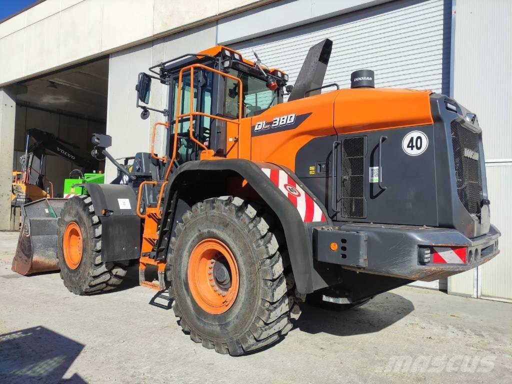 Doosan DL 380-7 Фронтальні навантажувачі