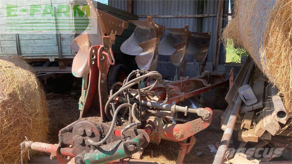 Kverneland LB 100 Звичайні плуги