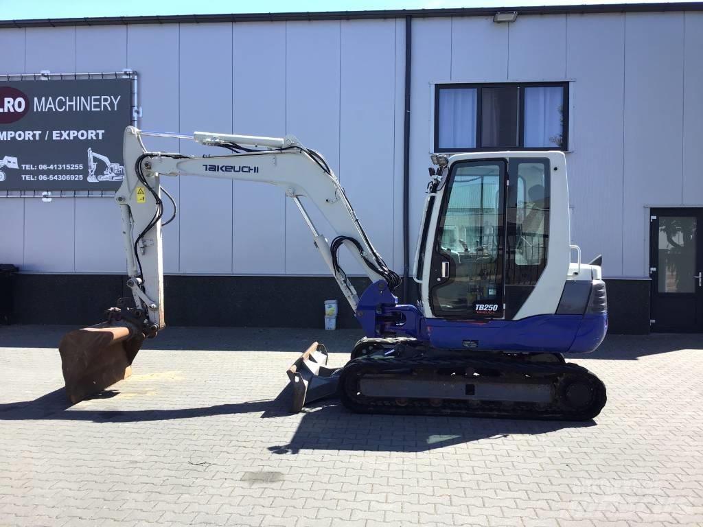 Takeuchi TB 250 Міні-екскаватори < 7т