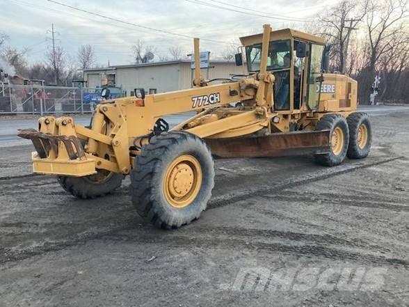 DEERE 772CH Грейдери