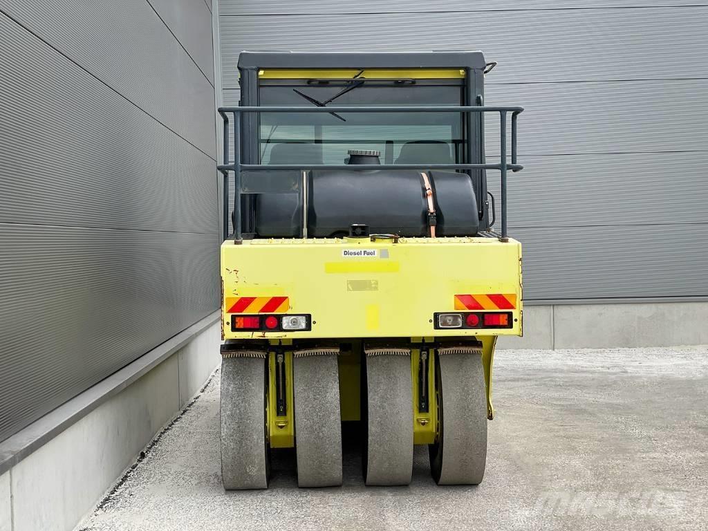 Ammann AP 240 Пневматичні катки