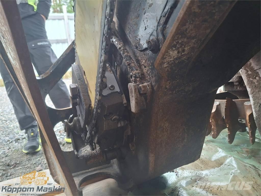 Komatsu C124 Валочні головки