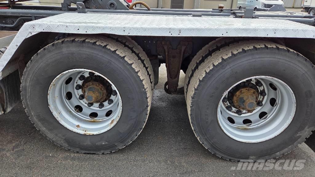 Scania R520 6X4 Вантажівки з гаковим підйомом