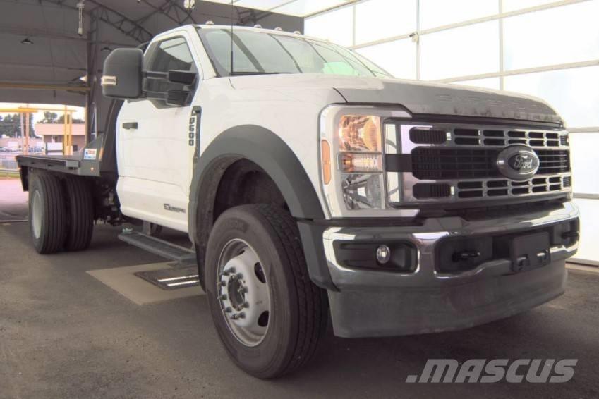 Ford F 600 Вантажівки-платформи/бокове розвантаження
