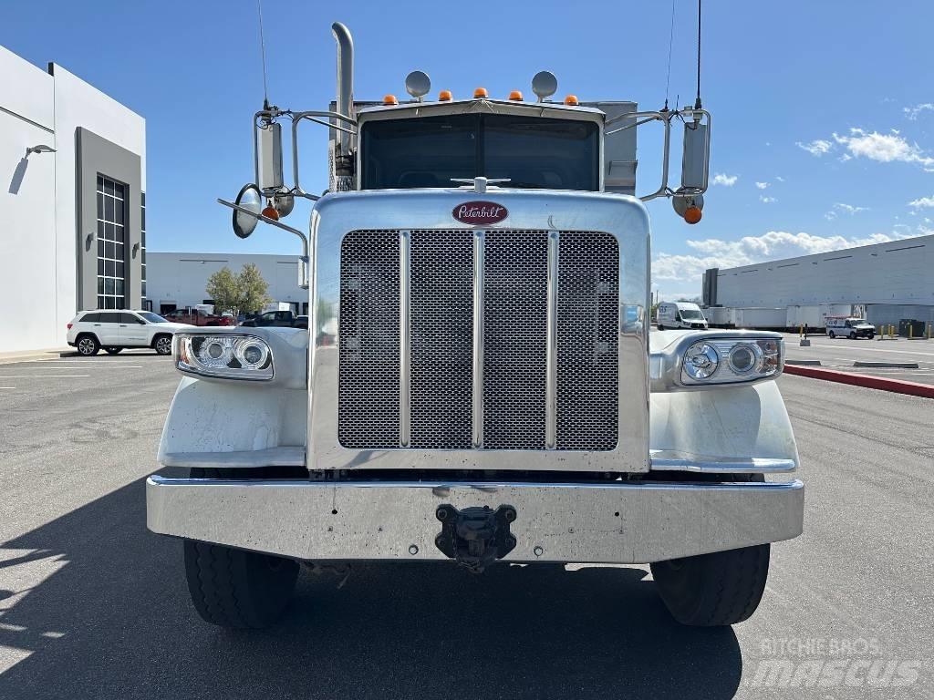 Peterbilt 367 Самоскиди