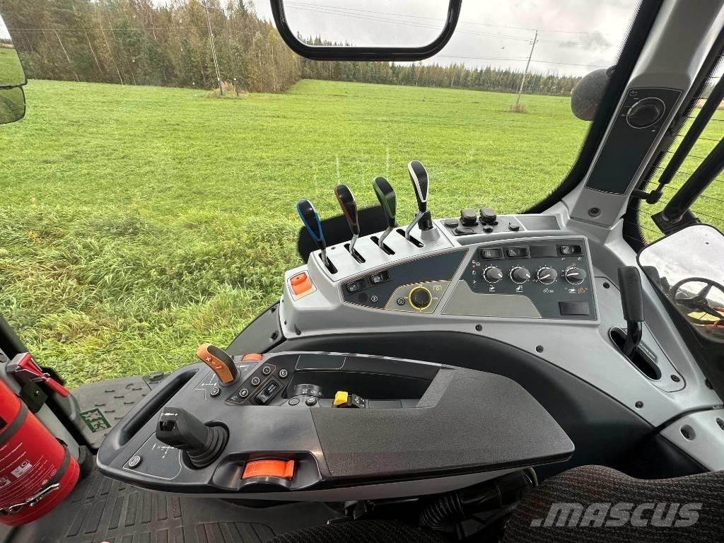 Valtra T 194 Трактори