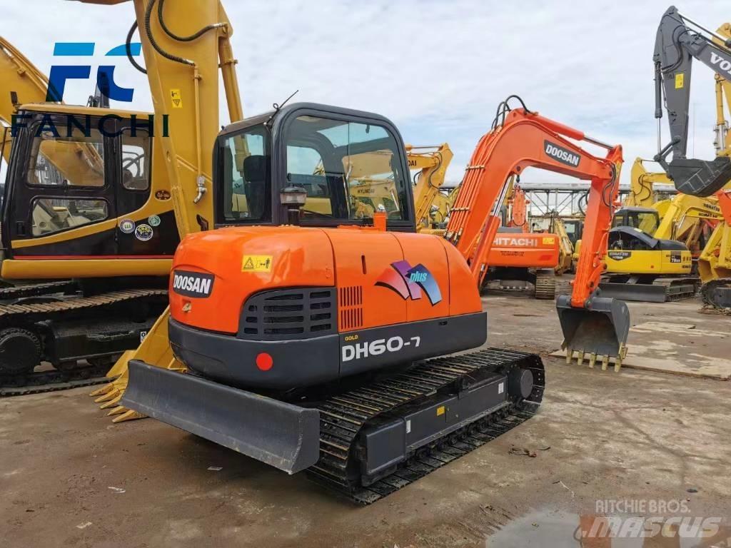 Doosan DH 60 Міні-екскаватори < 7т