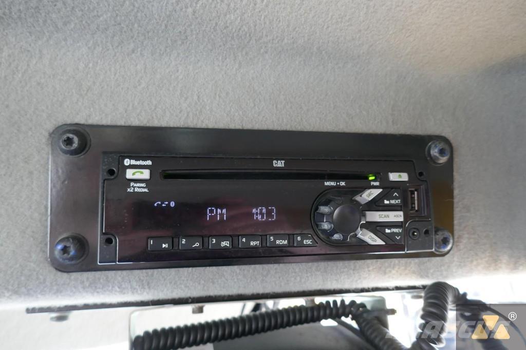 CAT 772G Кар`єрні самоскиди