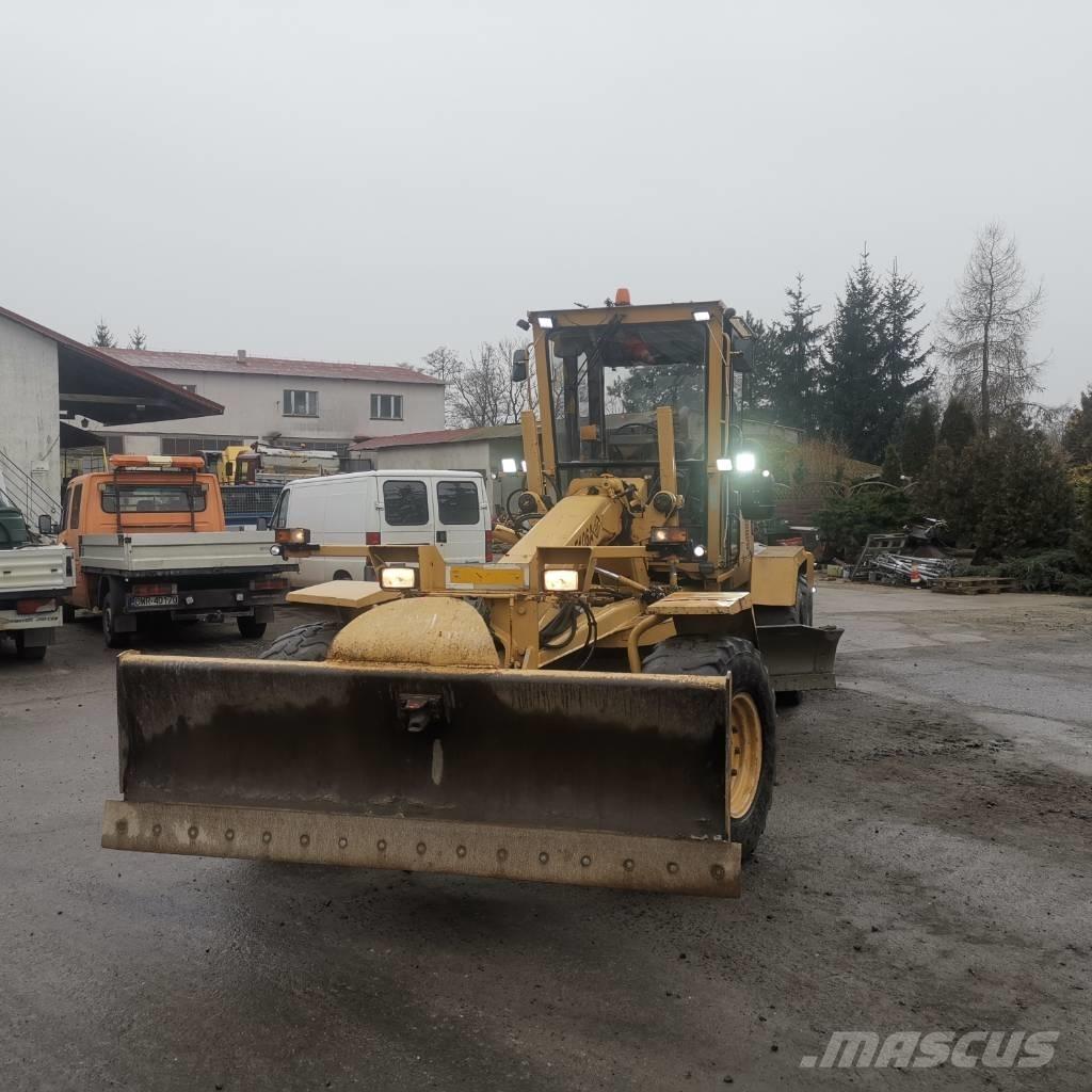 O&K F 106 A Грейдери