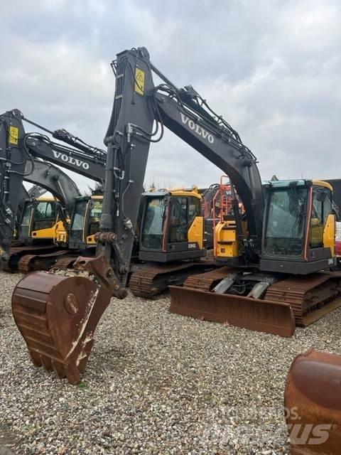 Volvo ECR145E Гусеничні екскаватори