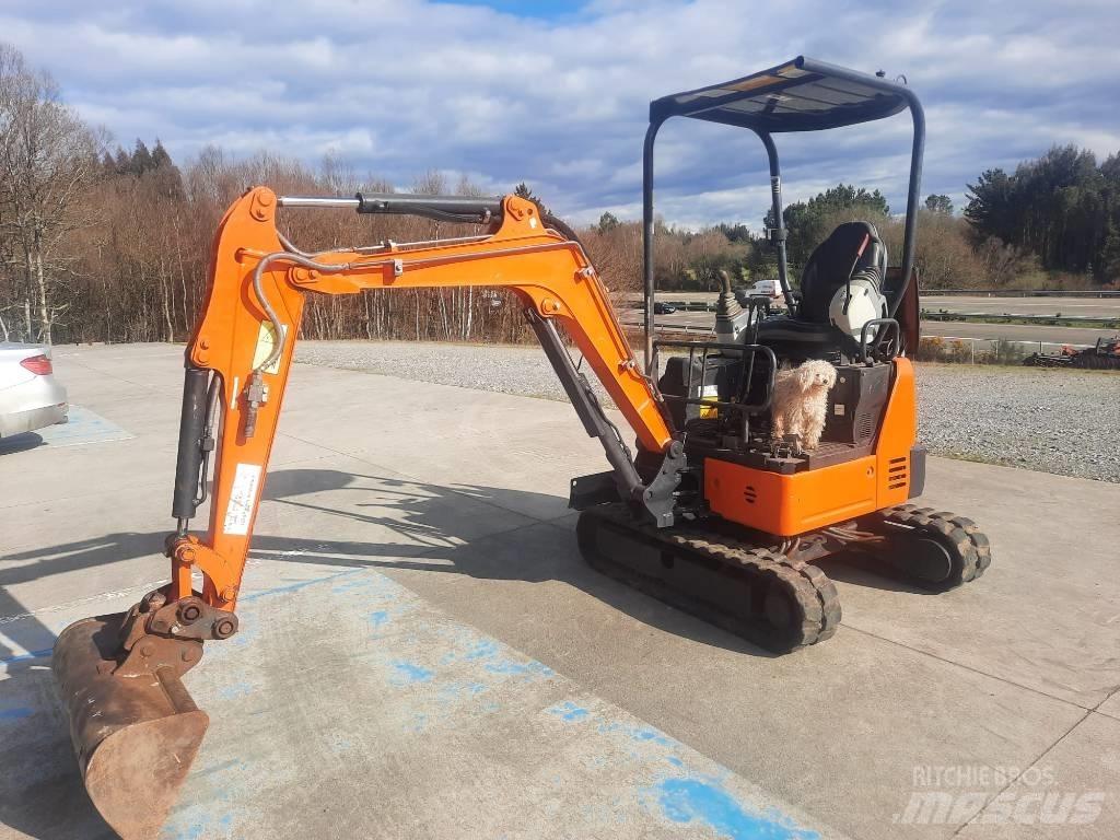 Hitachi ZX19U-5A Міні-екскаватори < 7т