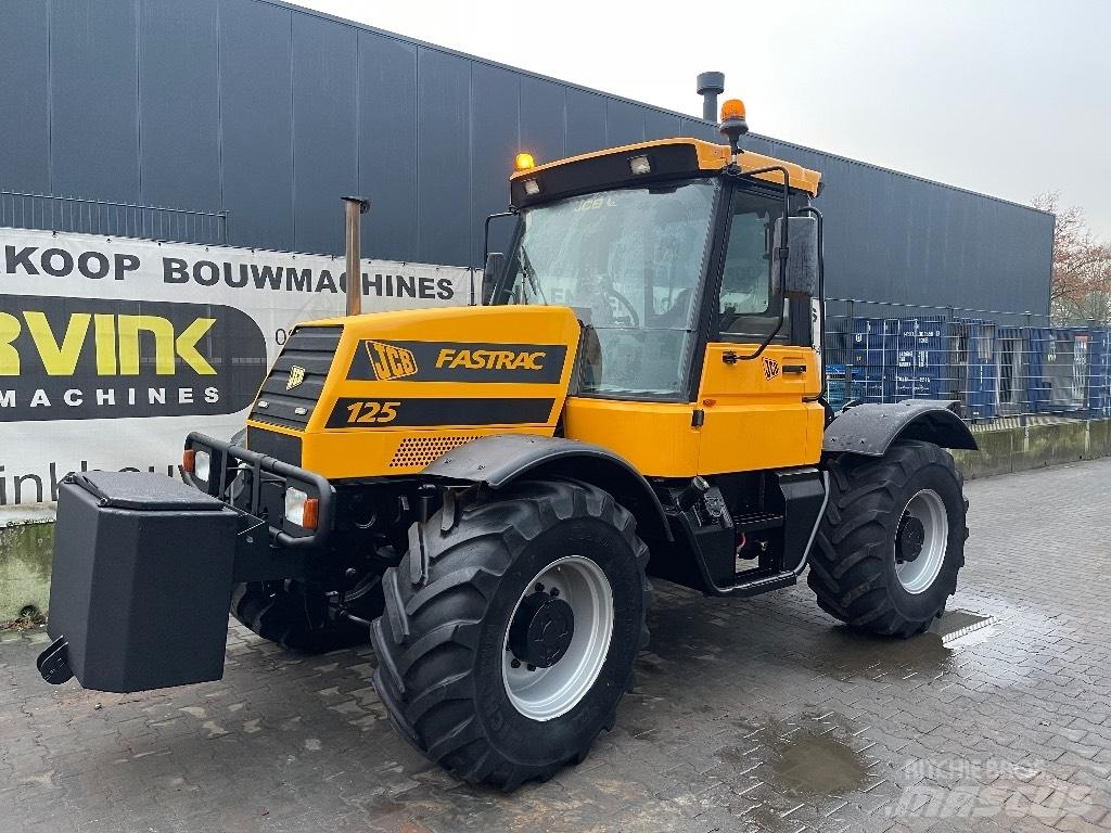JCB Fastrac 125 Трактори