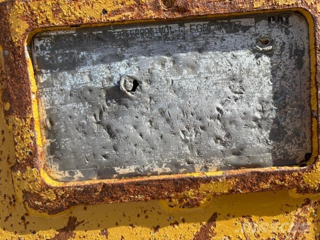 CAT 980 Bucket Ковші