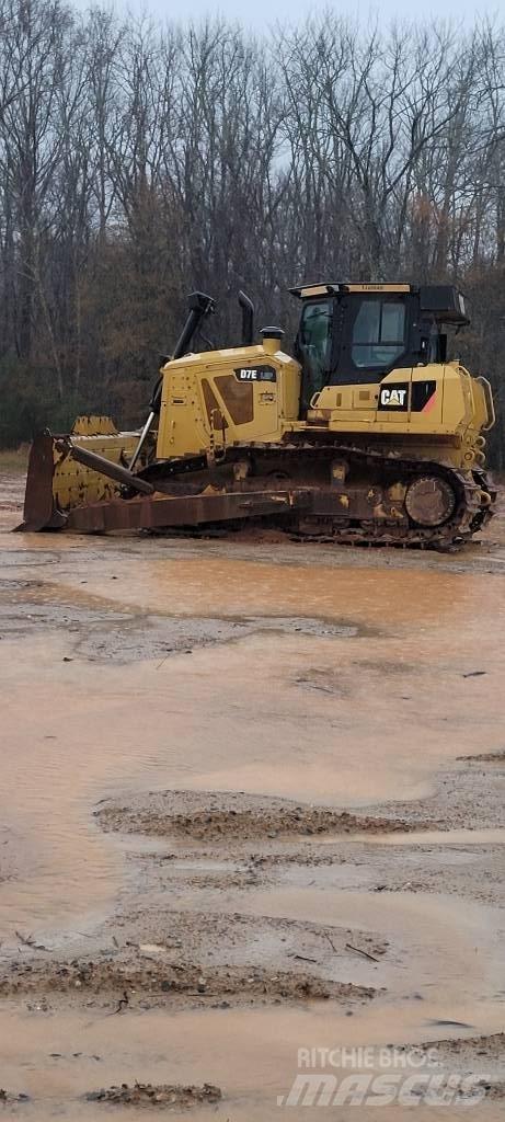 CAT D7E Гусеничні бульдозери
