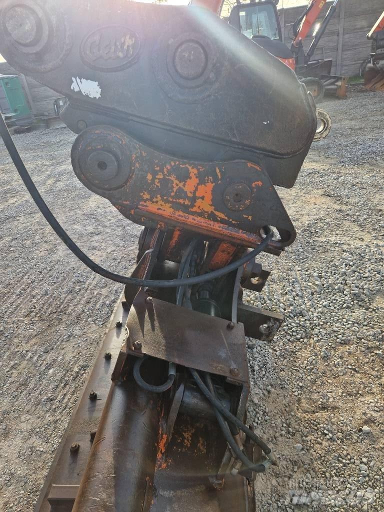 Hitachi ZX 160 LC-5 Гусеничні екскаватори