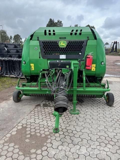 John Deere F 440 R Рулонні прес-підбирачі