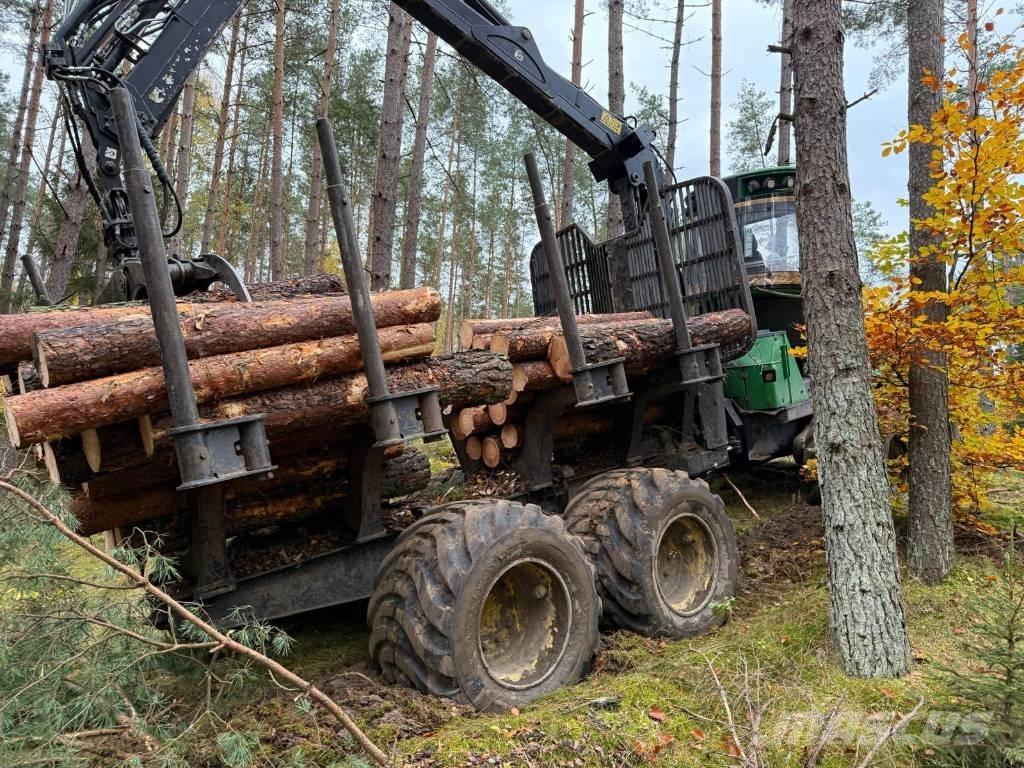 John Deere 1010 E Форвардери