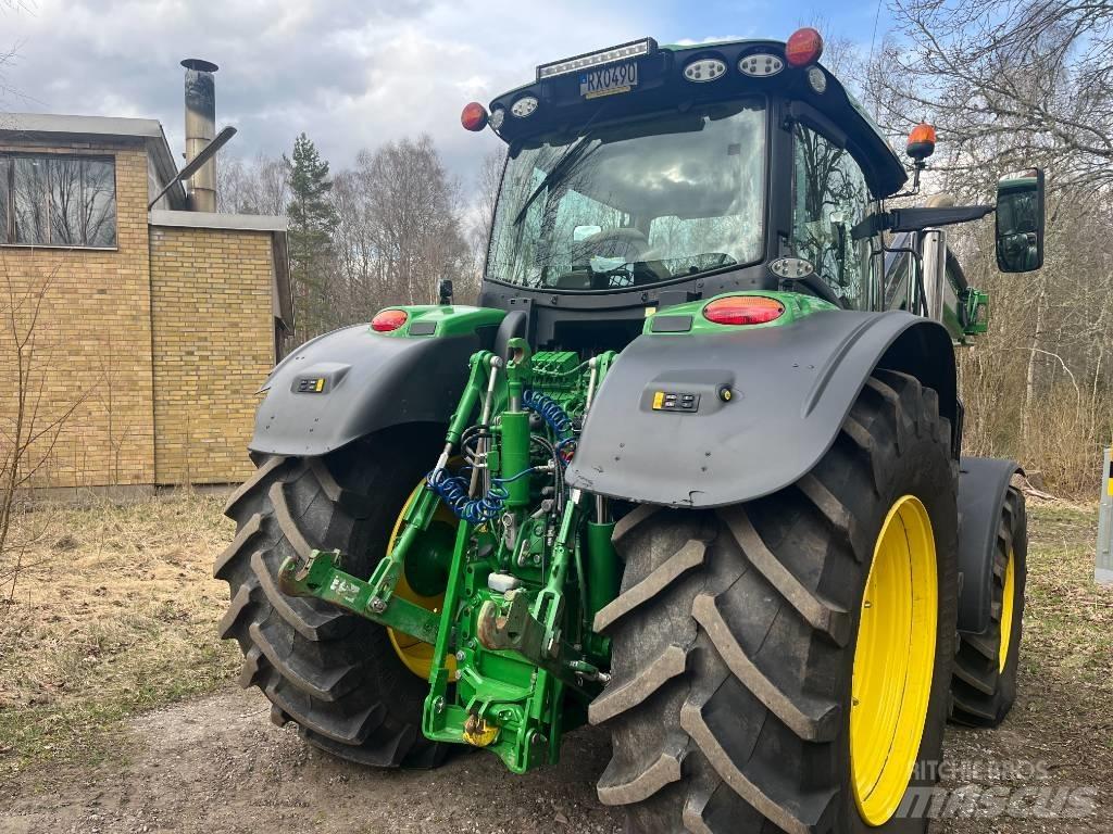 John Deere 6250 R Трактори