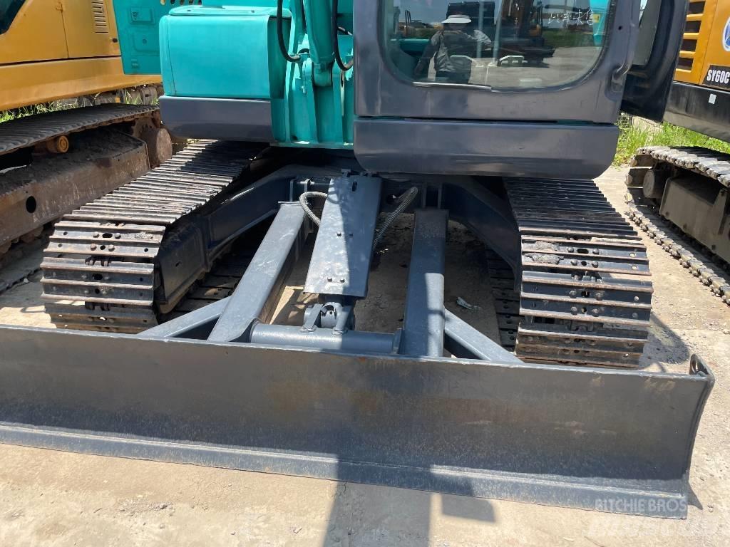 Kobelco SK 75 Гусеничні екскаватори