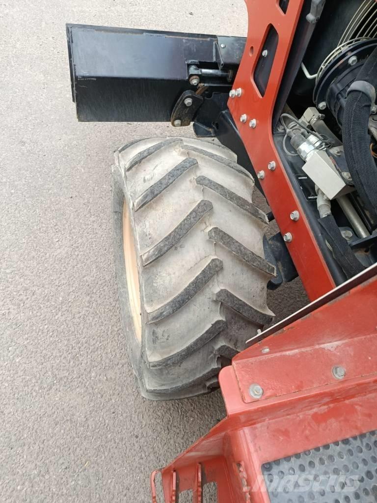 Ditch Witch RT 45 Канавокопачі