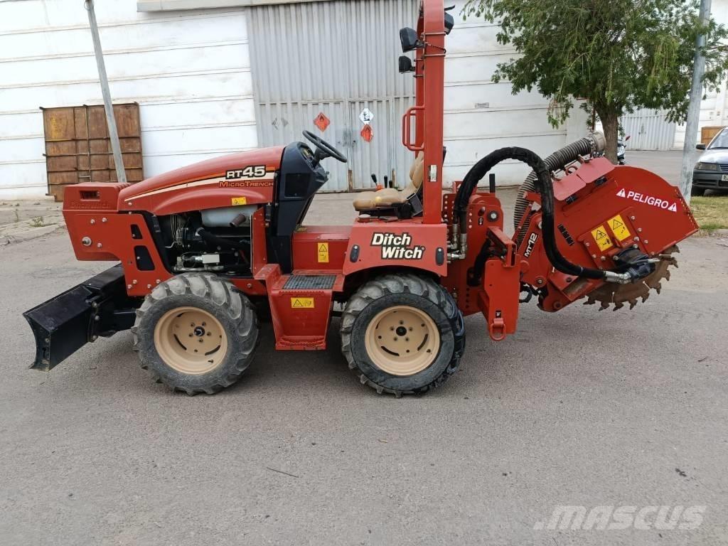 Ditch Witch RT 45 Канавокопачі