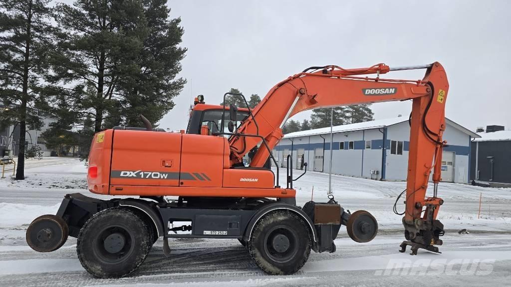 Doosan DX 170 W Колісні екскаватори