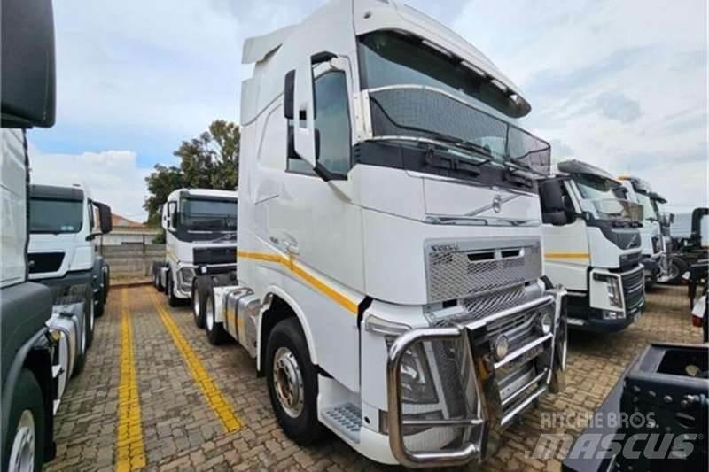 Volvo FH Вантажівки / спеціальні