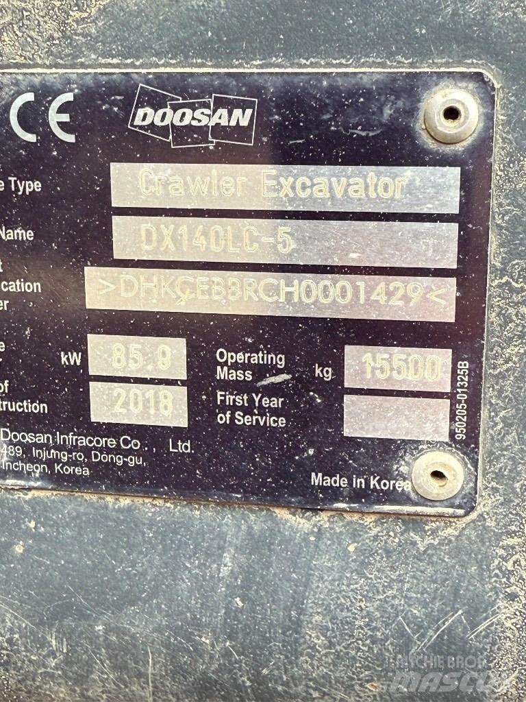 Doosan DX 140 LC Гусеничні екскаватори