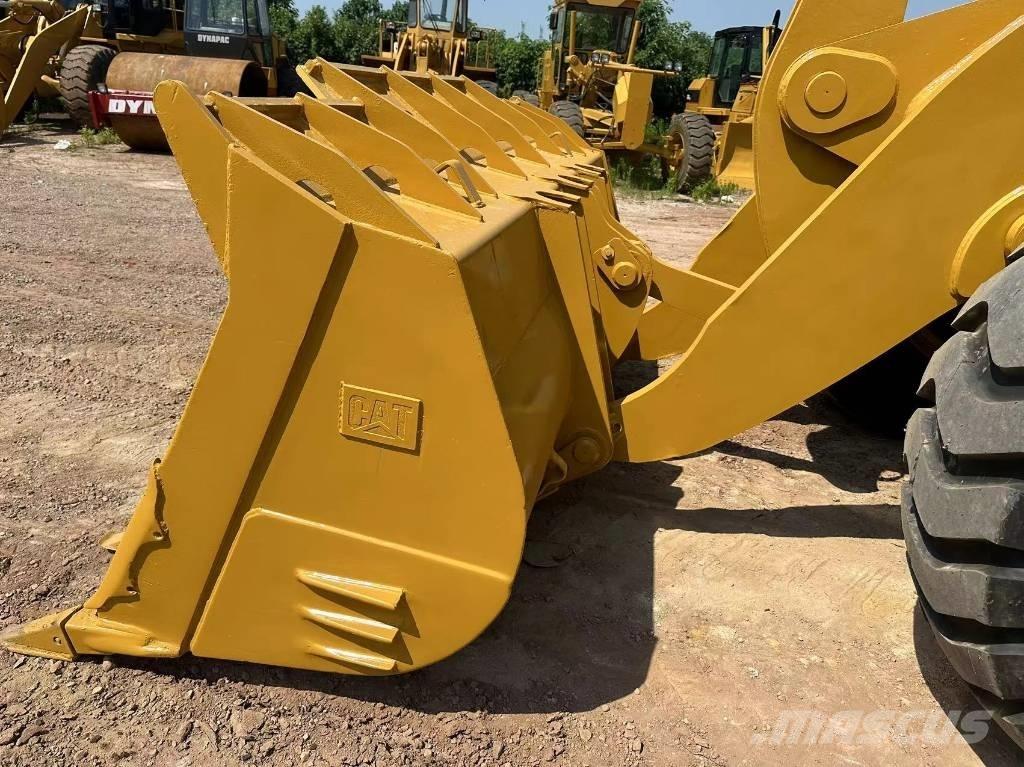 CAT 980H Фронтальні навантажувачі