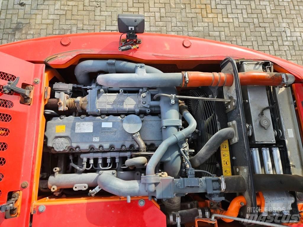 Doosan DX 140 W-3 Колісні екскаватори