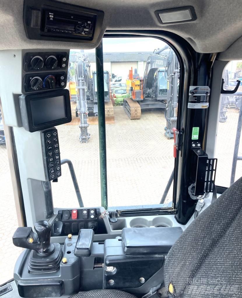 CAT 972 M Фронтальні навантажувачі
