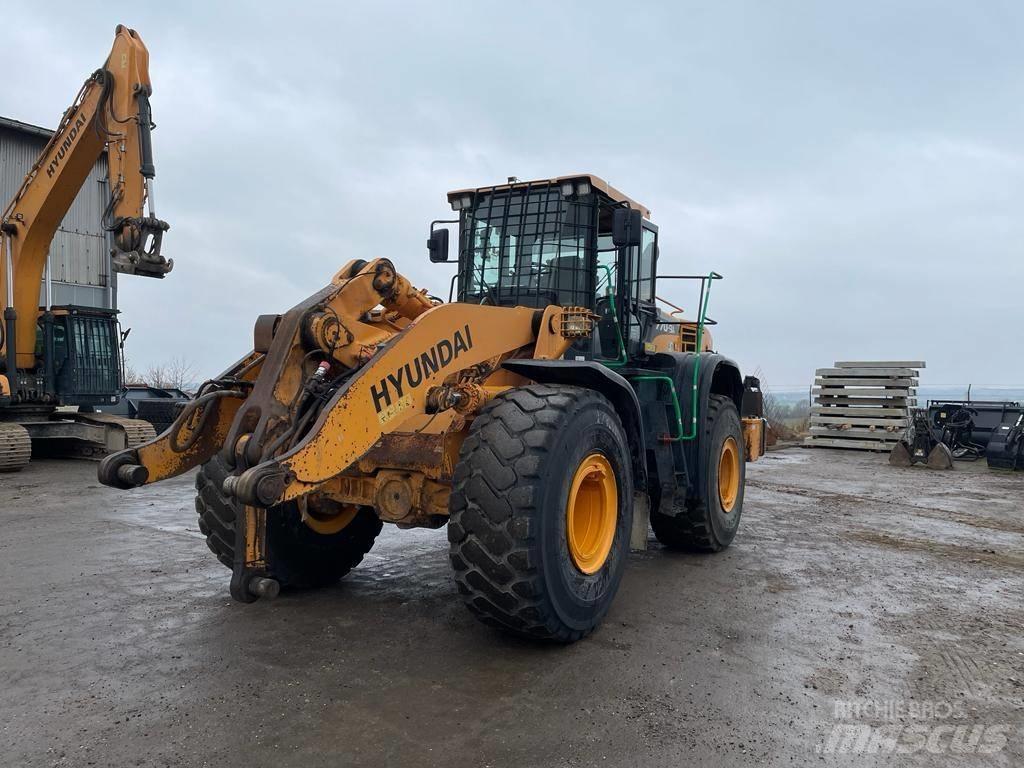 Hyundai HL 770-9 A Фронтальні навантажувачі