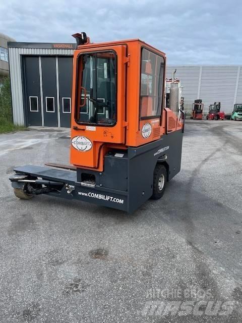 Combilift C 4500 Бокові навантажувачі