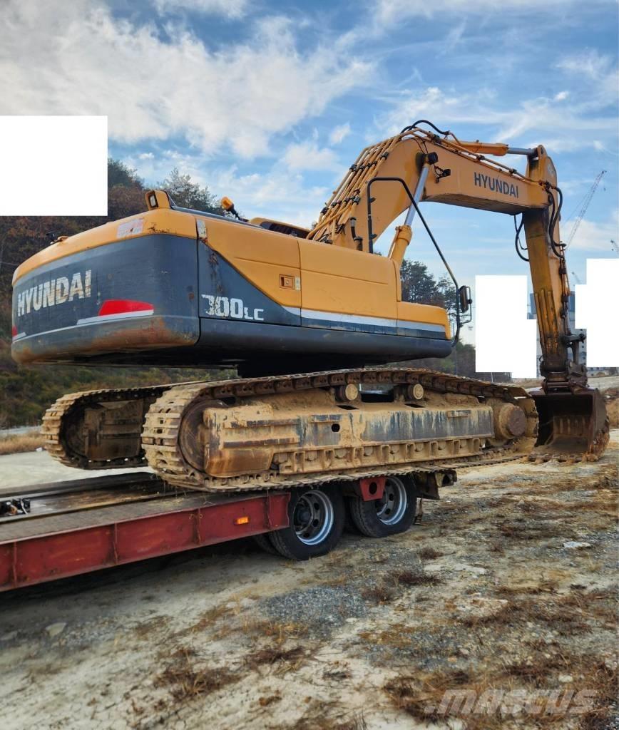 Hyundai Robex 300 LC Гусеничні екскаватори