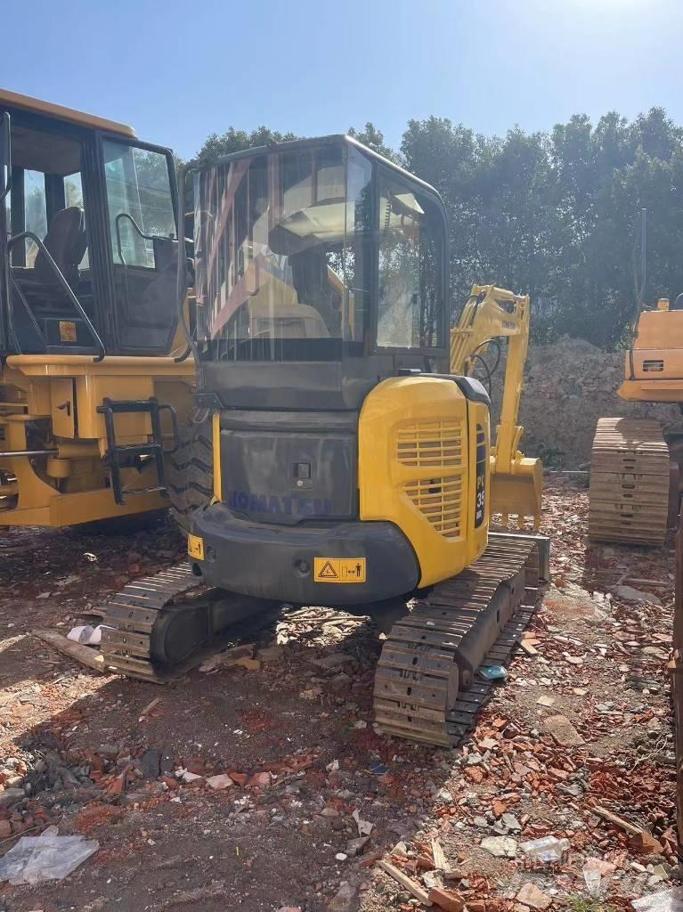 Komatsu PC 35 Гусеничні екскаватори
