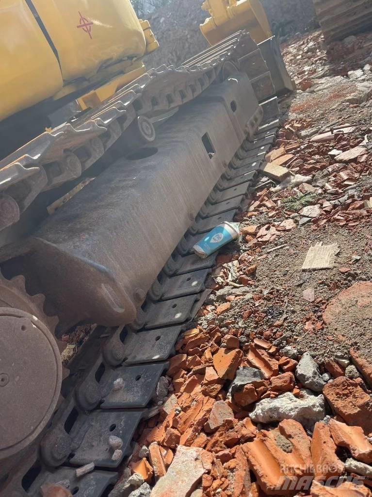 Komatsu PC 35 Гусеничні екскаватори