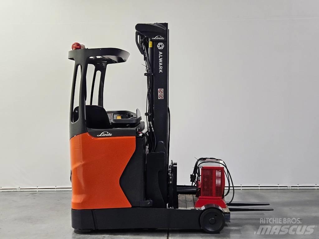 Linde R16B Самохідні електроштабелери