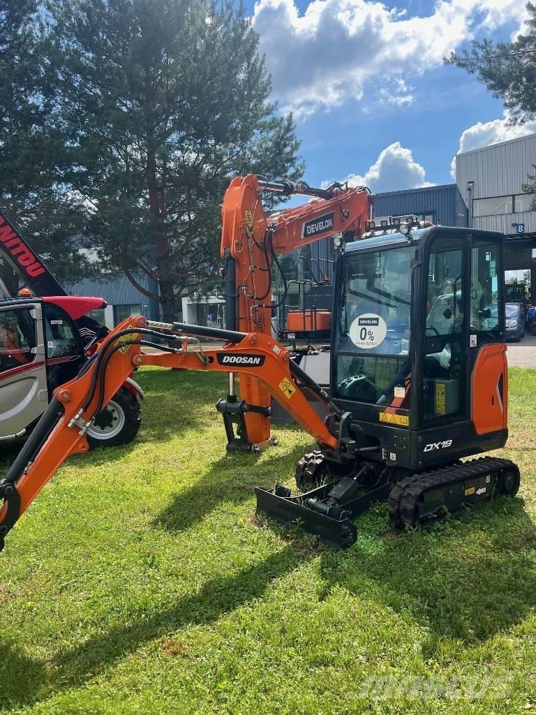 Doosan DX 19 Гусеничні екскаватори