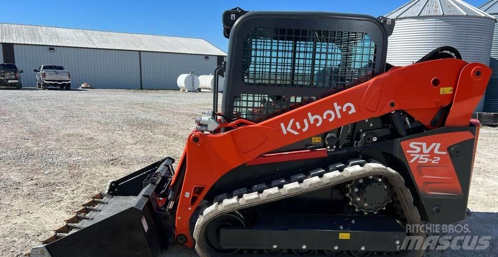 Kubota SVL75-2 Міні-навантажувачі
