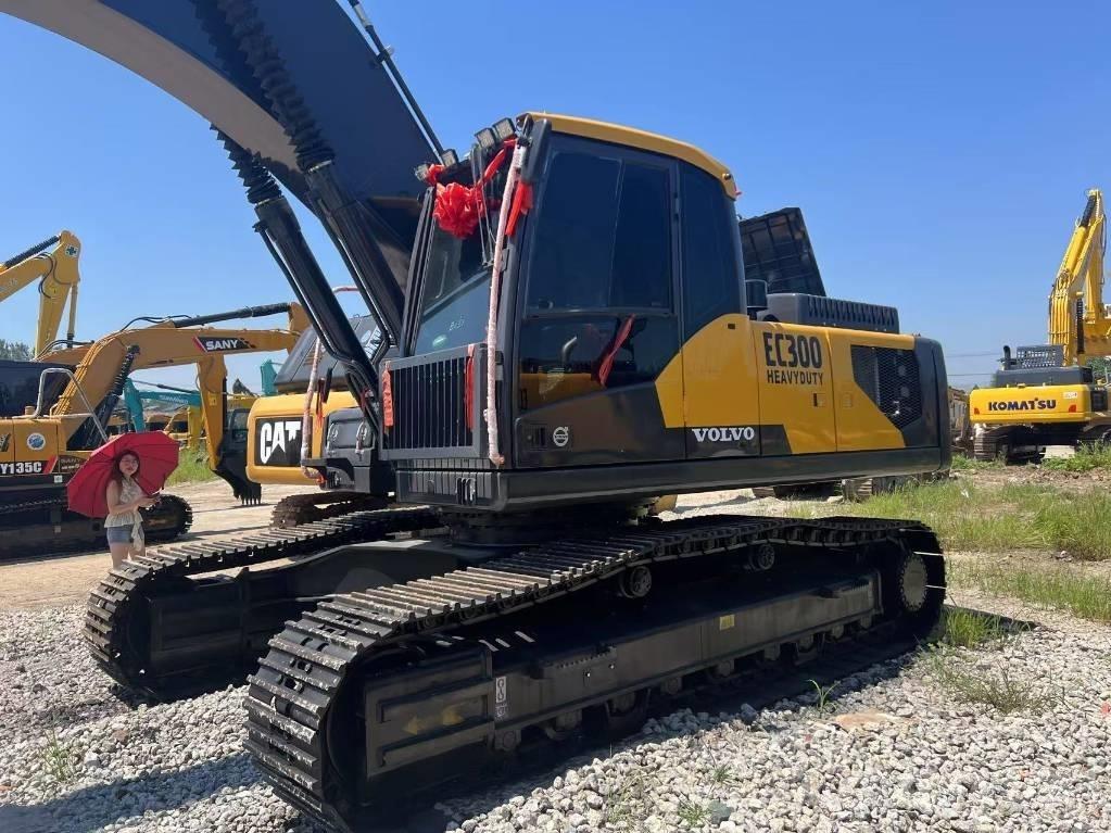 Volvo EC300 Гусеничні екскаватори