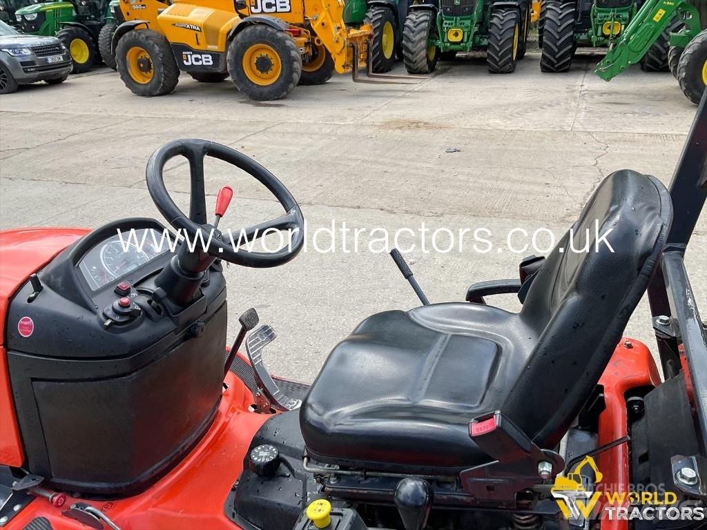 Kubota G261 Самохідні газонокосарки