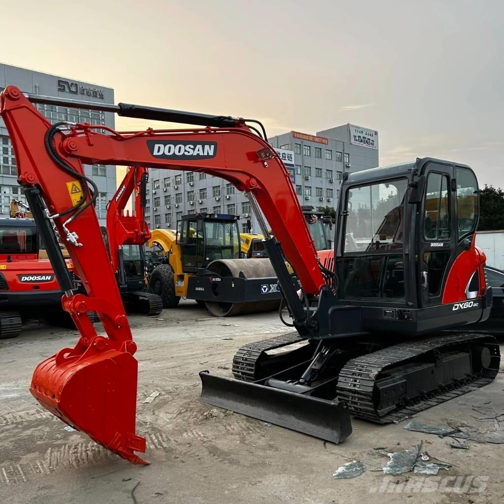 Doosan DX60-9C Міні-екскаватори < 7т