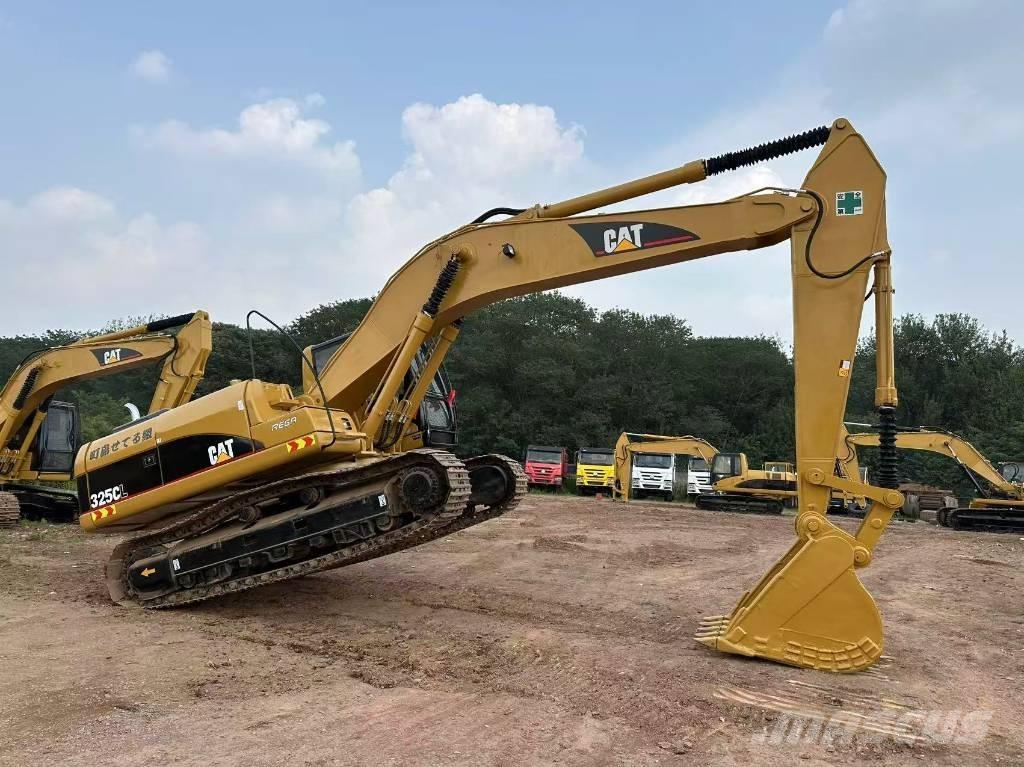 CAT 325 CL Гусеничні екскаватори