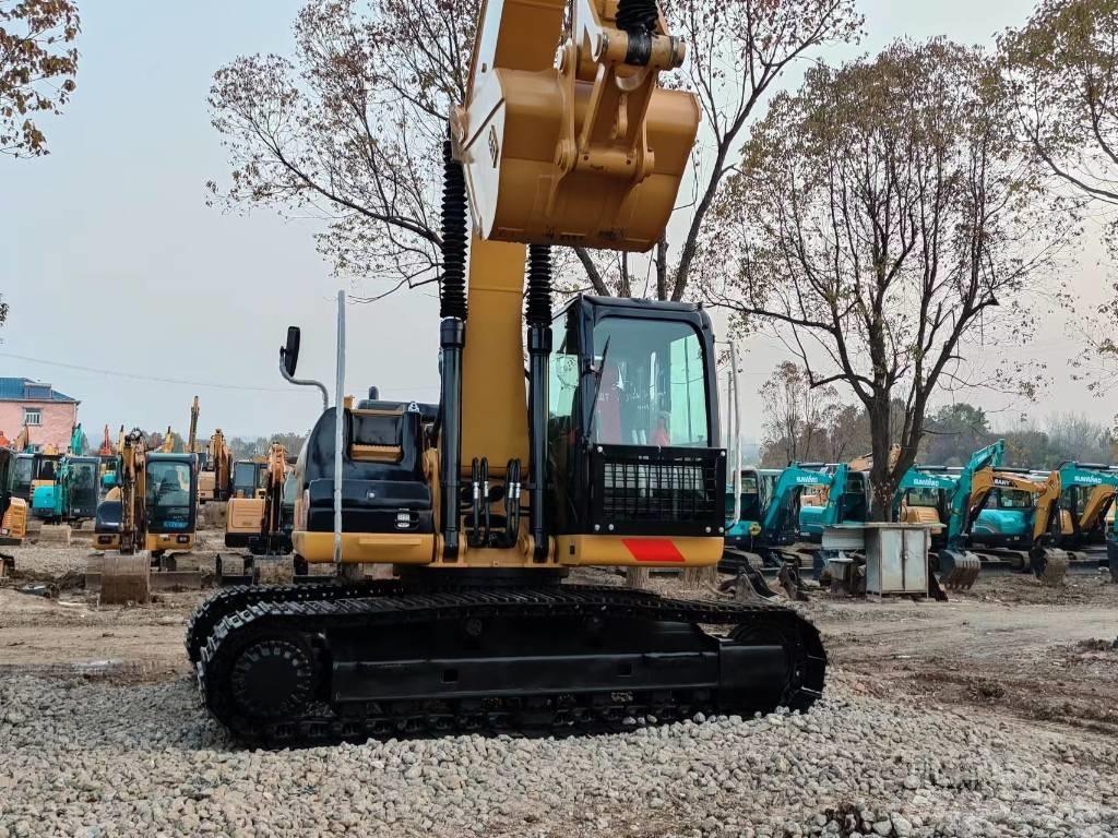 CAT 320 D Гусеничні екскаватори