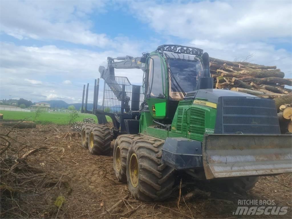 John Deere 1110 G Форвардери