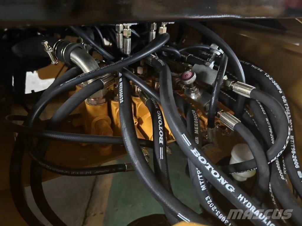 CAT 420F Екскаватори-навантажувачі